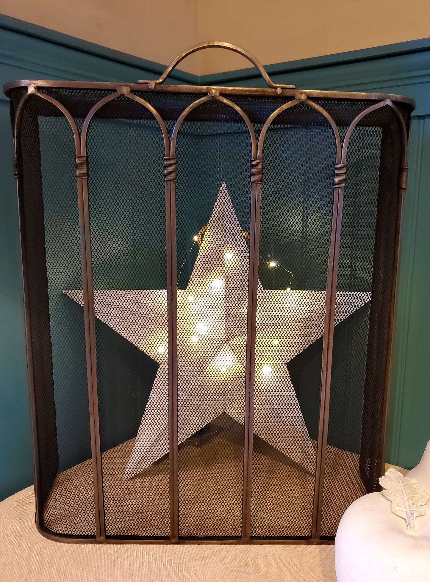 GOTHIC PEWTER FIRE SCREEN